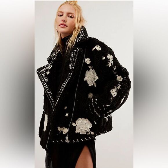 FREE PEOPLE Maya Sherpa
Jacket size S - Picture 5 of 10